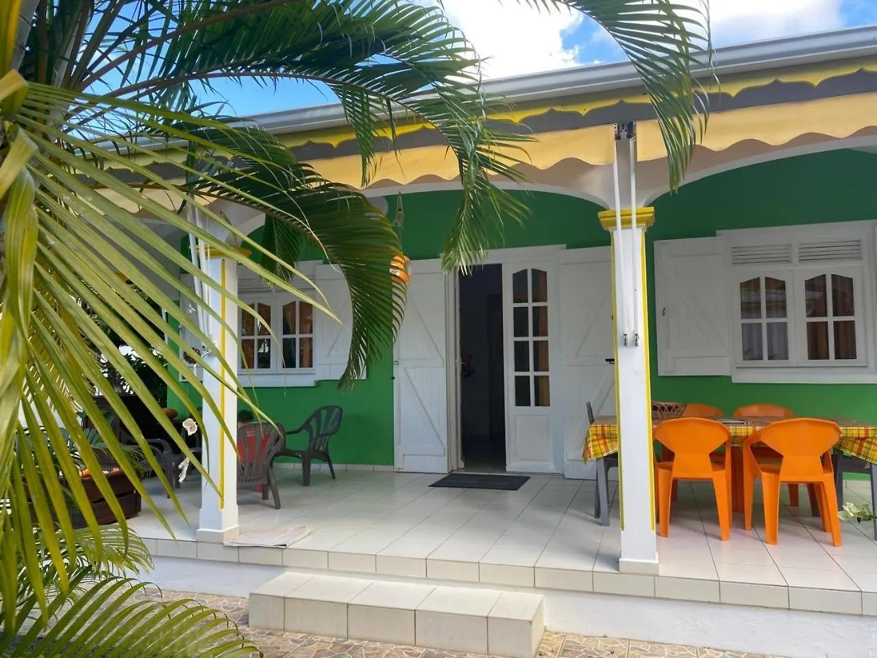 Сasa de vacaciones Ti Roug By Les Gites D Olive Sainte-Anne